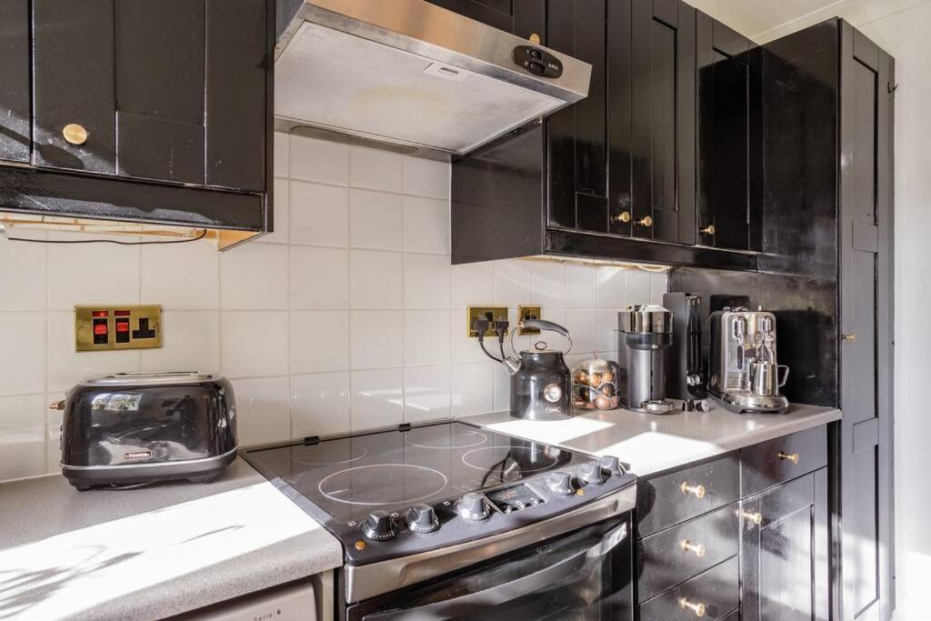 Bright &Spacious One Bedroom Flat Off Canary Wharf London Kültér fotó